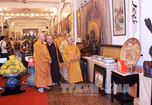 庆祝佛历2561年盂兰节的佛教文化周在胡志明市正式开幕 ảnh 1