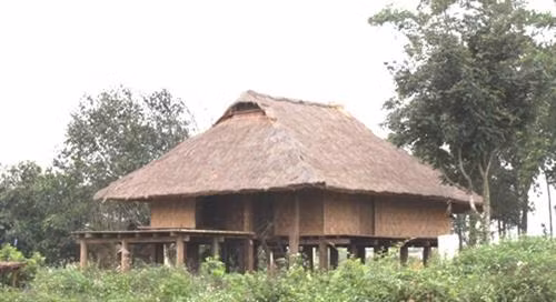 贡族同胞的住房建筑 ảnh 1
