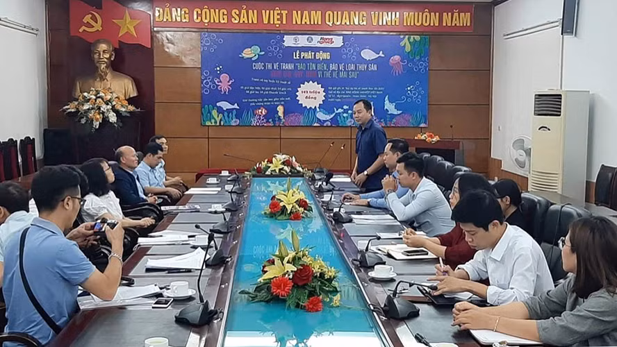 越南启动珍稀濒危水生生物保护绘画比赛 ảnh 1 越南启动珍稀濒危水生生物保护绘画比赛 ảnh 1