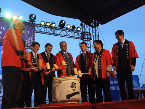 2016年越日文化交流活动在岘港市举行 ảnh 1