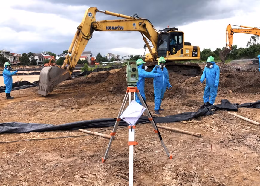 美国签署越南边和机场二恶英污染清理项目框架内总额3200万美元的合同 ảnh 1