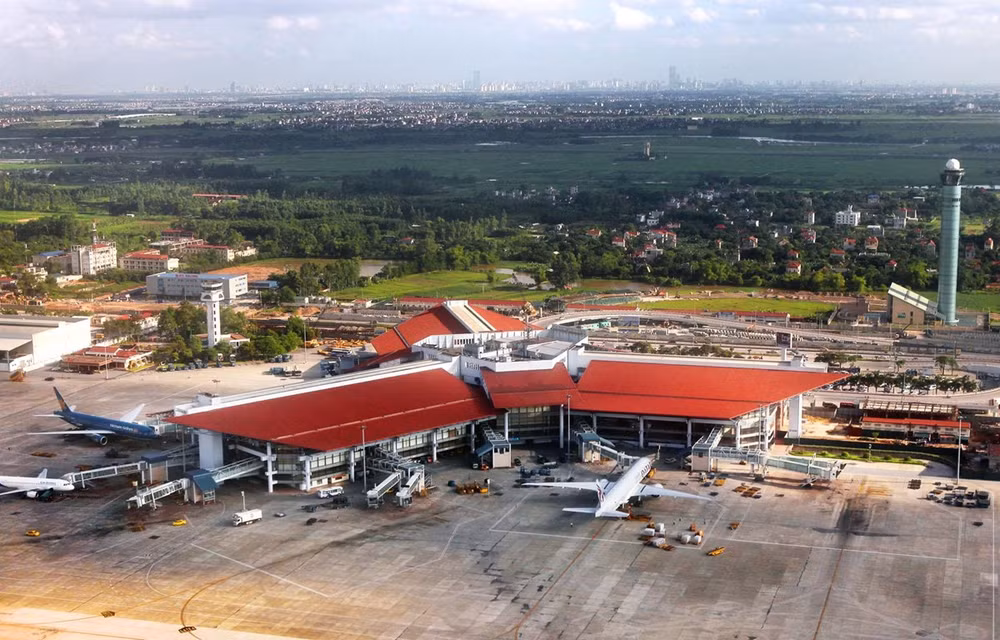越南航空局建议缩短内排国际机场跑道升级改造的关闭时间 ảnh 1 越南航空局建议缩短内排国际机场跑道升级改造的关闭时间 ảnh 1