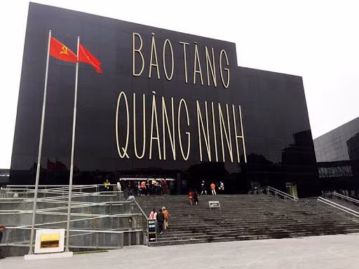 广宁省下龙湾湾畔的美丽目的地 ảnh 1 广宁省下龙湾湾畔的美丽目的地 ảnh 1
