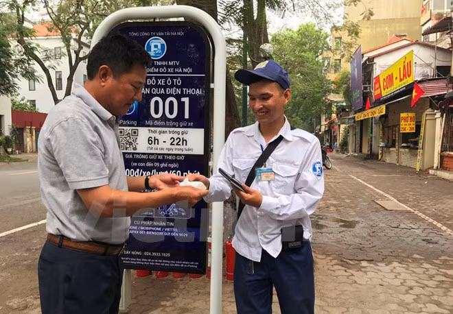 河内正式推出手机自动找车位和停车费结算服务 ảnh 1