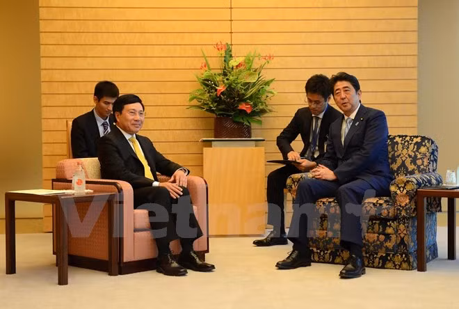 越南政府副总理兼外交部长范平明对日本进行工作访问 ảnh 1
