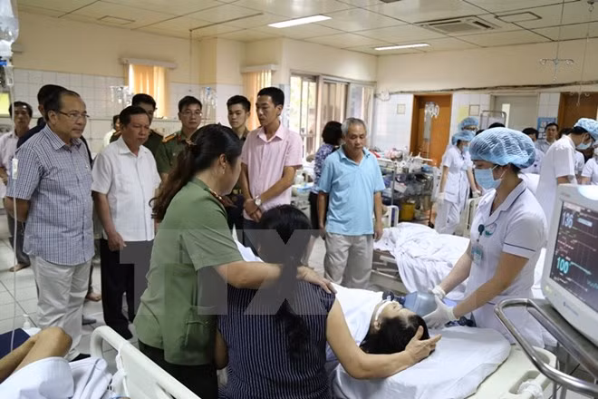 武德儋副总理指导解决和平省综合医院严重医疗事故 ảnh 1 武德儋副总理指导解决和平省综合医院严重医疗事故 ảnh 1