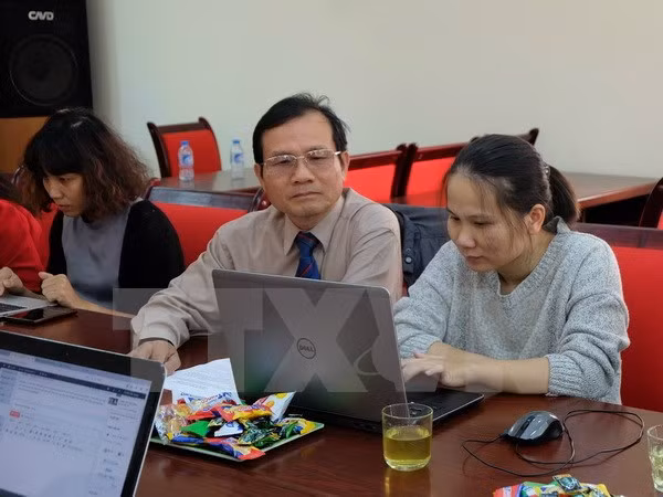 越南与法国分享执达官事务相关经验 ảnh 1