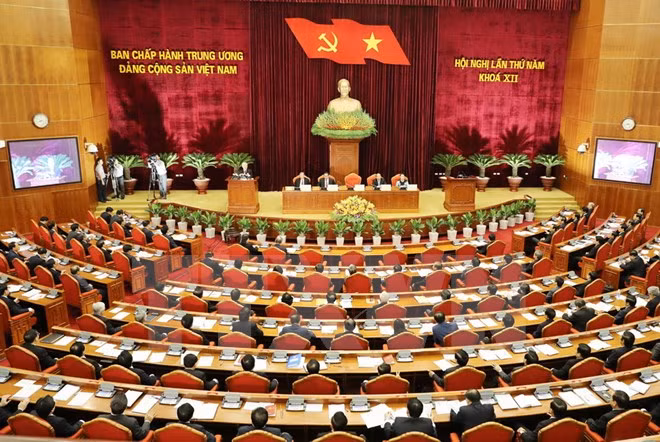 越共十二届五中全会第一天新闻公报 ảnh 1