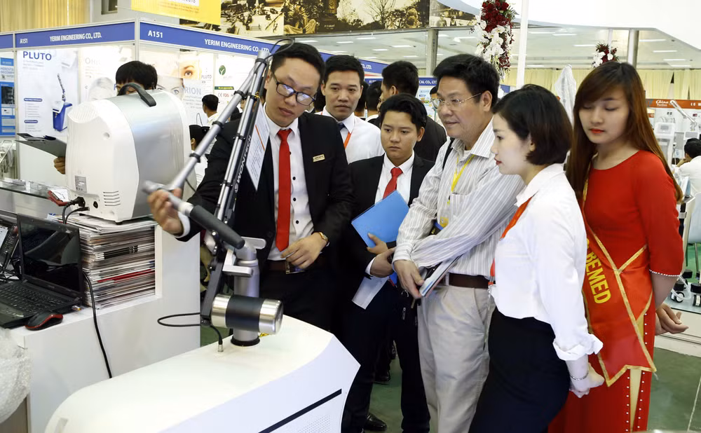 第24届越南国际医药制药、医疗器械展览会开幕 ảnh 2