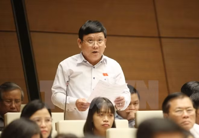 越南第十四届国会第三次会议：处理不良贷款 为经济增长铺平道路 ảnh 1