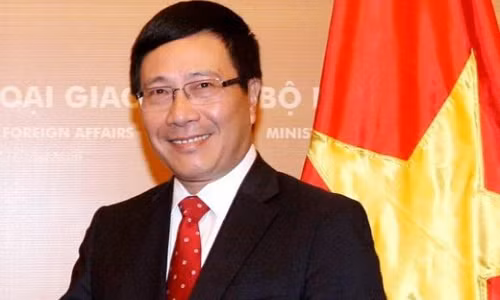 越南政府副总理兼外交部长范平明访问日本 ảnh 1 越南政府副总理兼外交部长范平明访问日本 ảnh 1