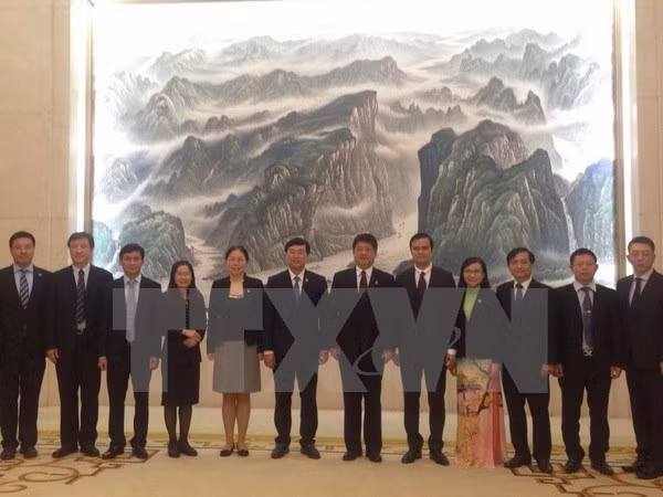 青年交流与合作为越中关系长远发展奠定坚实基础 ảnh 1 青年交流与合作为越中关系长远发展奠定坚实基础 ảnh 1
