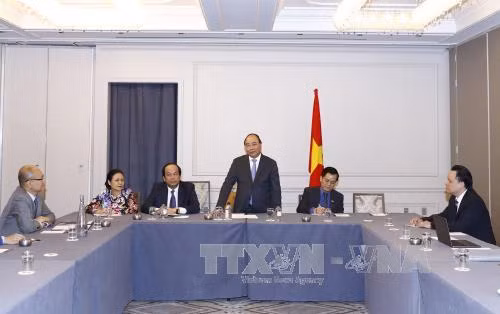 阮春福总理会见旅美越裔企业家和知识分子 ảnh 1