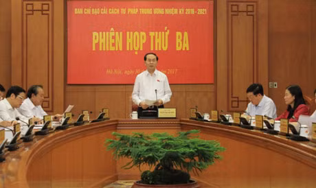 陈大光主席主持召开中央司法改革指导委员会第三次会议 ảnh 1 陈大光主席主持召开中央司法改革指导委员会第三次会议 ảnh 1