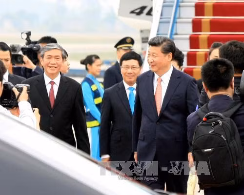 习近平主席:巩固传统友谊、规划未来发展、推进中越全面战略合作伙伴关系迈上新台阶 ảnh 2 习近平主席:巩固传统友谊、规划未来发展、推进中越全面战略合作伙伴关系迈上新台阶 ảnh 2