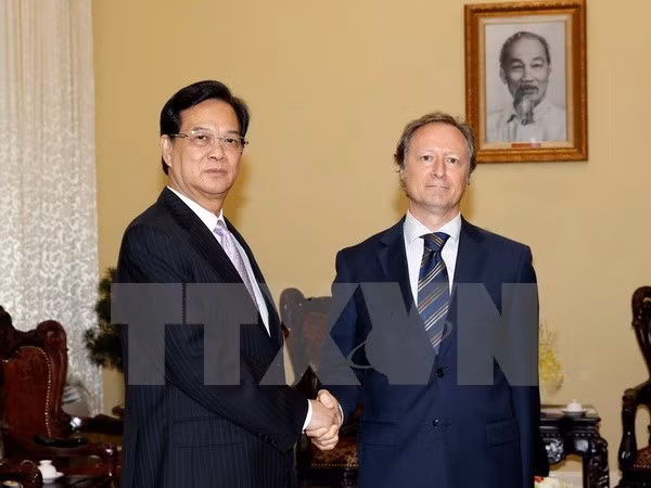 越南政府总理阮晋勇会见欧洲联盟新任驻越大使 ảnh 1 越南政府总理阮晋勇会见欧洲联盟新任驻越大使 ảnh 1