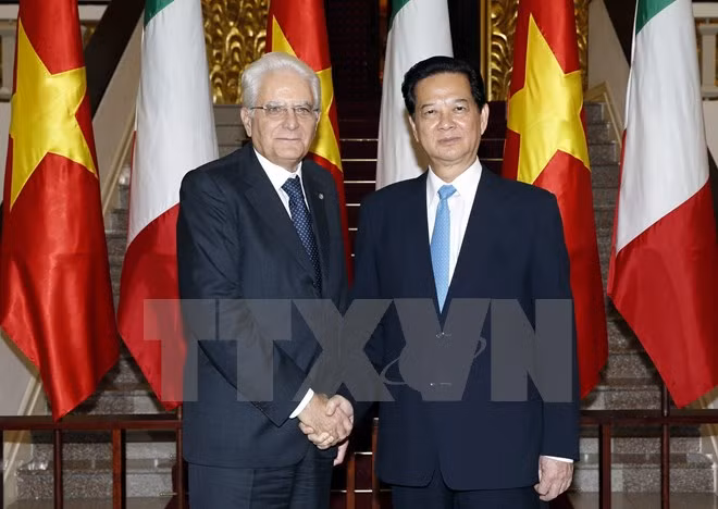意大利总统塞尔焦·马塔雷拉圆满结束对越国事访问 ảnh 1