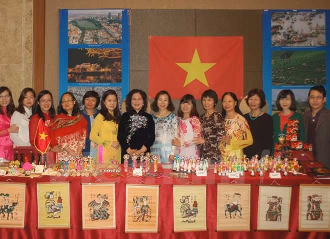 越南参加在韩国举行的第57次国际慈善展会 ảnh 1