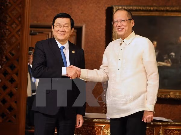 越南国家主席张晋创同菲律宾总统阿基诺三世举行会谈 ảnh 1 越南国家主席张晋创同菲律宾总统阿基诺三世举行会谈 ảnh 1