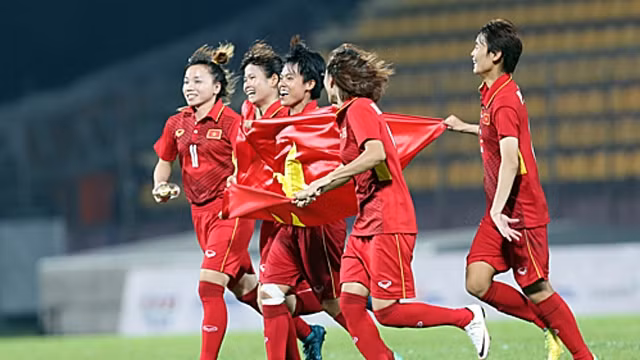 2020年东京奥运会女足亚洲区第二轮预选赛:越南女足队2-1击败中国香港女足队 ảnh 1 2020年东京奥运会女足亚洲区第二轮预选赛:越南女足队2-1击败中国香港女足队 ảnh 1