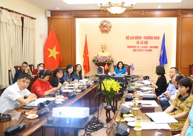 越南承诺促进性别平等，赋予女性权利 ảnh 1