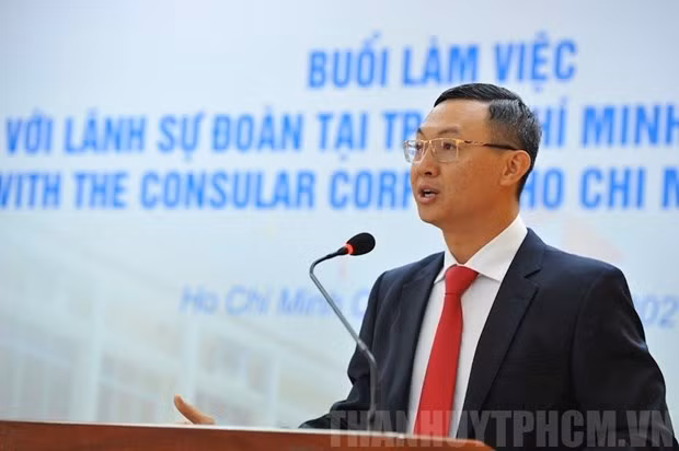 胡志明市外务局与各国驻胡志明市领事代表和名誉领事会面 ảnh 1 胡志明市外务局与各国驻胡志明市领事代表和名誉领事会面 ảnh 1