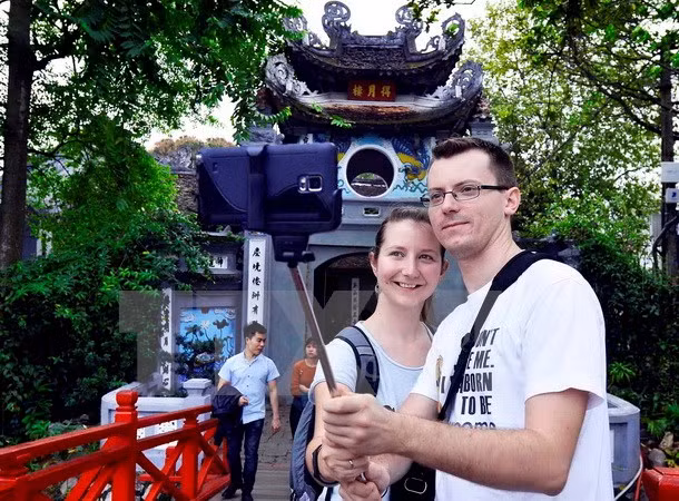 2017年上半年越南国际游客到访量同比增长30%以上 ảnh 1