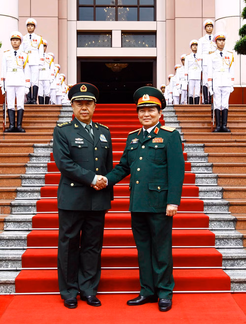越共中央军委副书记吴春历与中共中央军委副主席范长龙举行会谈 ảnh 1 越共中央军委副书记吴春历与中共中央军委副主席范长龙举行会谈 ảnh 1