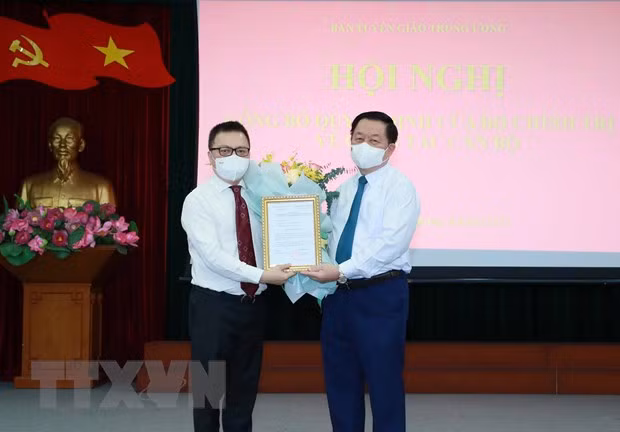 《人民报》社总编辑黎国明兼任越共中央宣教部副部长 ảnh 1 《人民报》社总编辑黎国明兼任越共中央宣教部副部长 ảnh 1