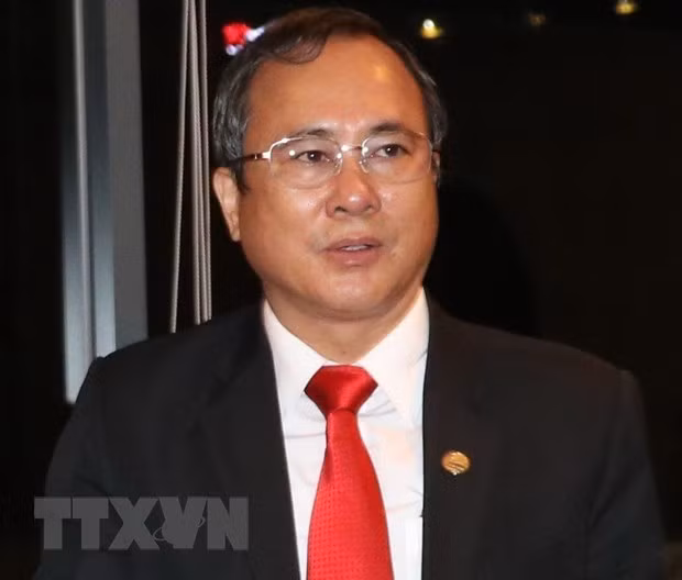 越南公安部调查警察机关建议对原平阳省委书记陈文南进行起诉 ảnh 1
