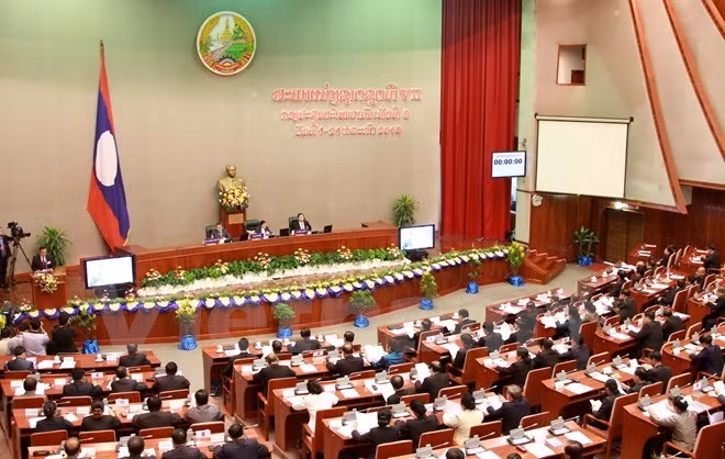 老挝第七届国会第九次会议在万象闭幕 ảnh 1