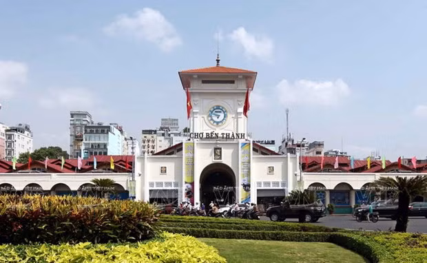 胡志明市槟城市场热闹回归 国际游客往来如梭 ảnh 1 胡志明市槟城市场热闹回归 国际游客往来如梭 ảnh 1