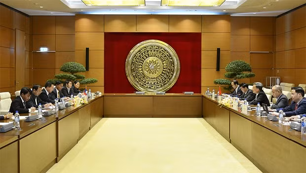 推动越老国会在经济、科技、环境等领域的合作 ảnh 1 推动越老国会在经济、科技、环境等领域的合作 ảnh 1
