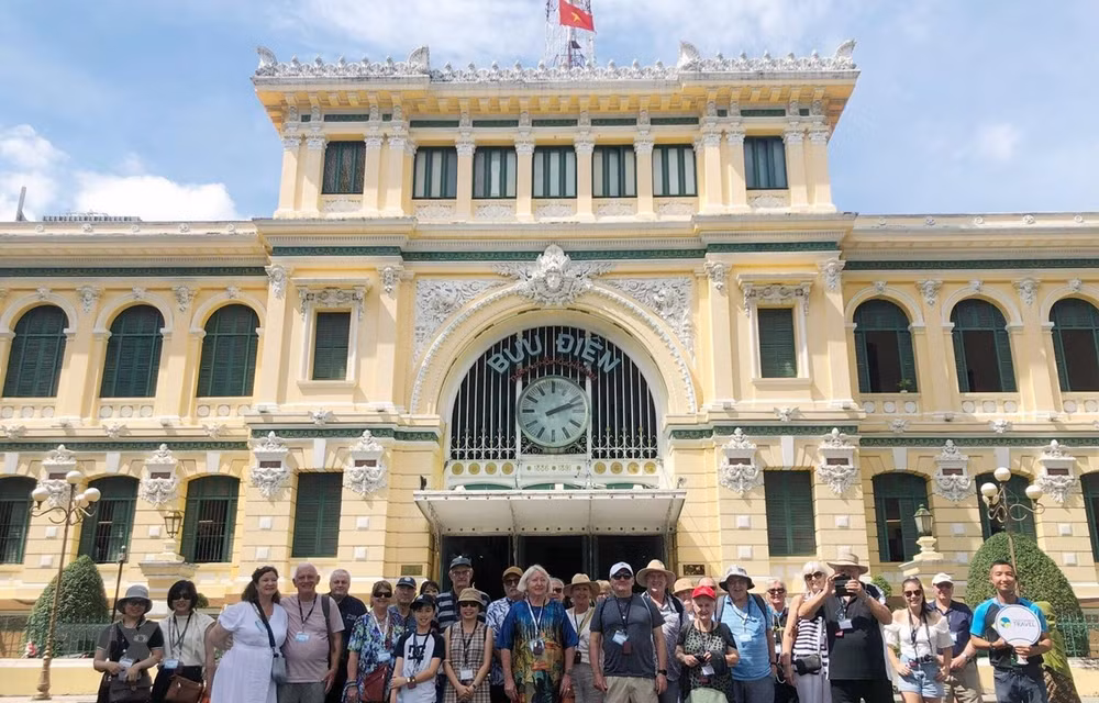 新冠肺炎疫后胡志明市游客量大幅上升 ảnh 1