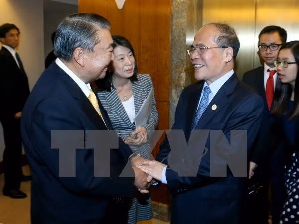 国会主席阮生雄会见日本国会众议院议长大岛理森 ảnh 1 国会主席阮生雄会见日本国会众议院议长大岛理森 ảnh 1