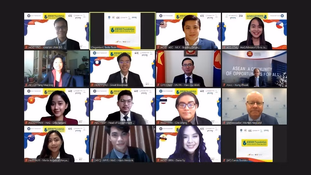 东盟峰会模拟会议重点讨论青年对打造绿色清洁东盟共同体的重要性 ảnh 1