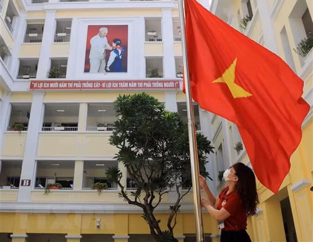 迎接新学年的到来 越共中央总书记、国家主席阮富仲致信全国师生 ảnh 1 迎接新学年的到来 越共中央总书记、国家主席阮富仲致信全国师生 ảnh 1