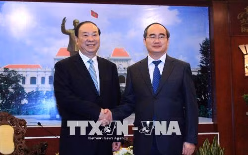 胡志明市领导会见中国共产党代表团 ảnh 1
