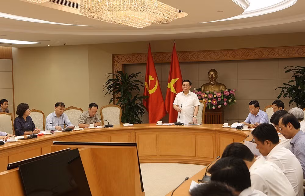 王廷惠主持召开政府价格调控指导委员会会议 ảnh 1 王廷惠主持召开政府价格调控指导委员会会议 ảnh 1