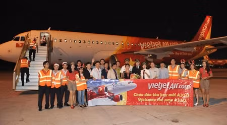 越捷又接收一架A320客机 ảnh 1