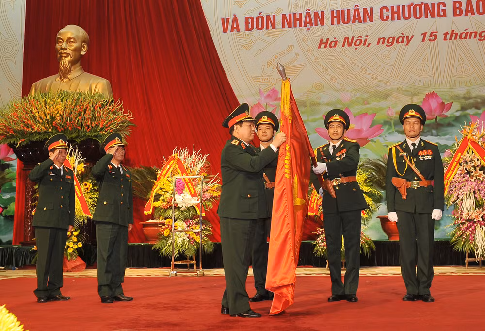 越南国防部举行纪念军医传统日70周年庆祝典礼 ảnh 1 越南国防部举行纪念军医传统日70周年庆祝典礼 ảnh 1