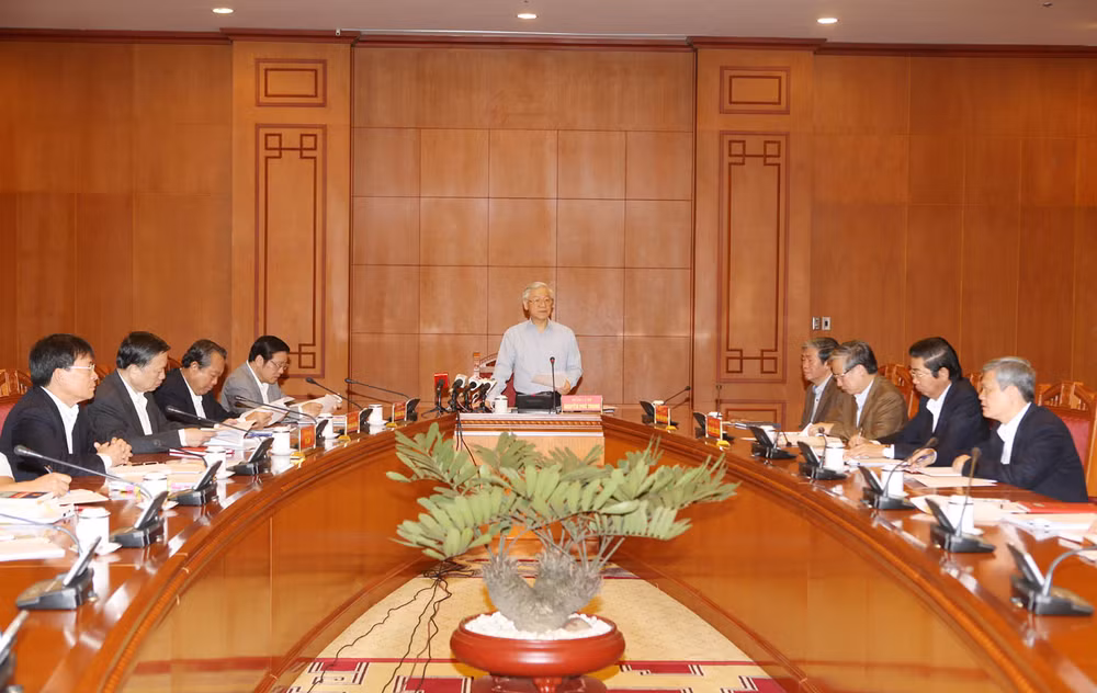 阮富仲总书记：依法严厉处理各大复杂且引起舆论关注的案件 ảnh 1