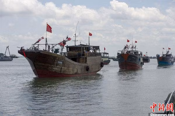 越南广平省处理侵犯越南领海主权的6艘中国渔船 ảnh 1