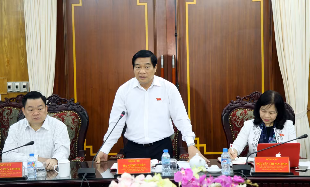 越南国会民族委员会赴北件省调研 ảnh 1 越南国会民族委员会赴北件省调研 ảnh 1