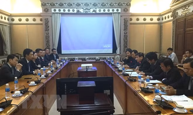 胡志明市与新加坡吉宝集团旗下的吉宝置业合作建设智慧城市 ảnh 1