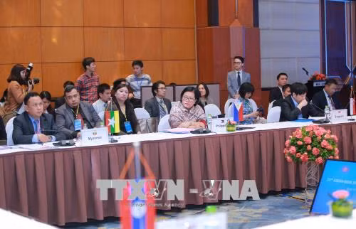 第20届东盟-印度高官会议在河内举行 ảnh 1