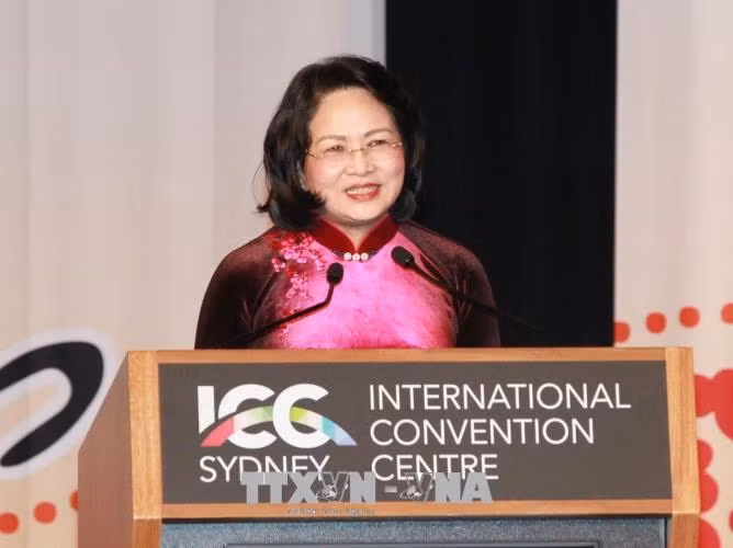 邓氏玉盛在2018年全球妇女峰会开幕式上发表重要讲话 ảnh 1 邓氏玉盛在2018年全球妇女峰会开幕式上发表重要讲话 ảnh 1