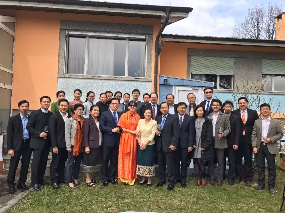 越南驻联合国代表团向老挝致以新年祝福 ảnh 1