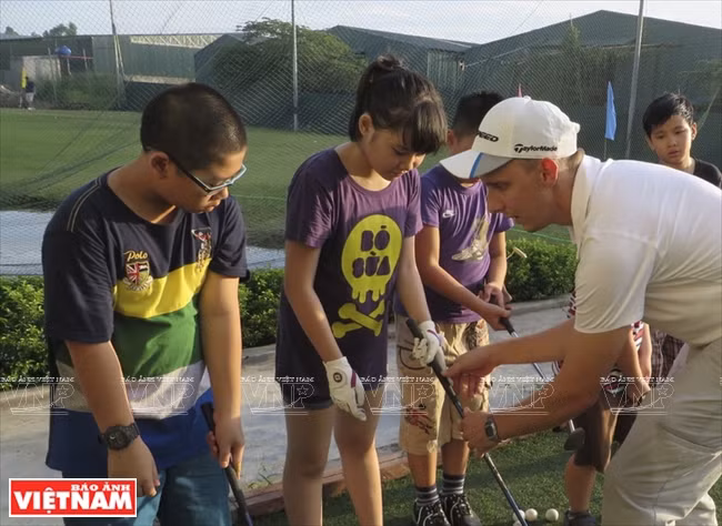 越南高尔夫球员的“苗圃” ảnh 4