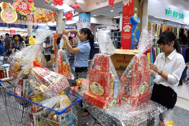春节前胡志明市生活必需品价格保持平稳 年货价格略增 ảnh 1